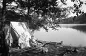 Septembre 1913: Canal, près de Brewer's Mill. / Photo: Henry Joseph Woodside, Bibliothèque et Archives.